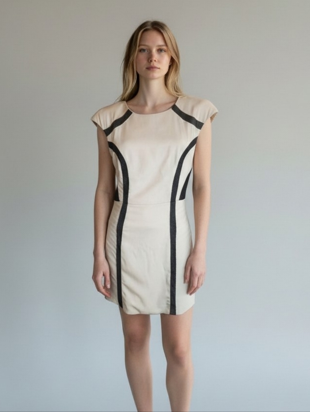 Cameo Cream & Black Netting Accent Dress (M)